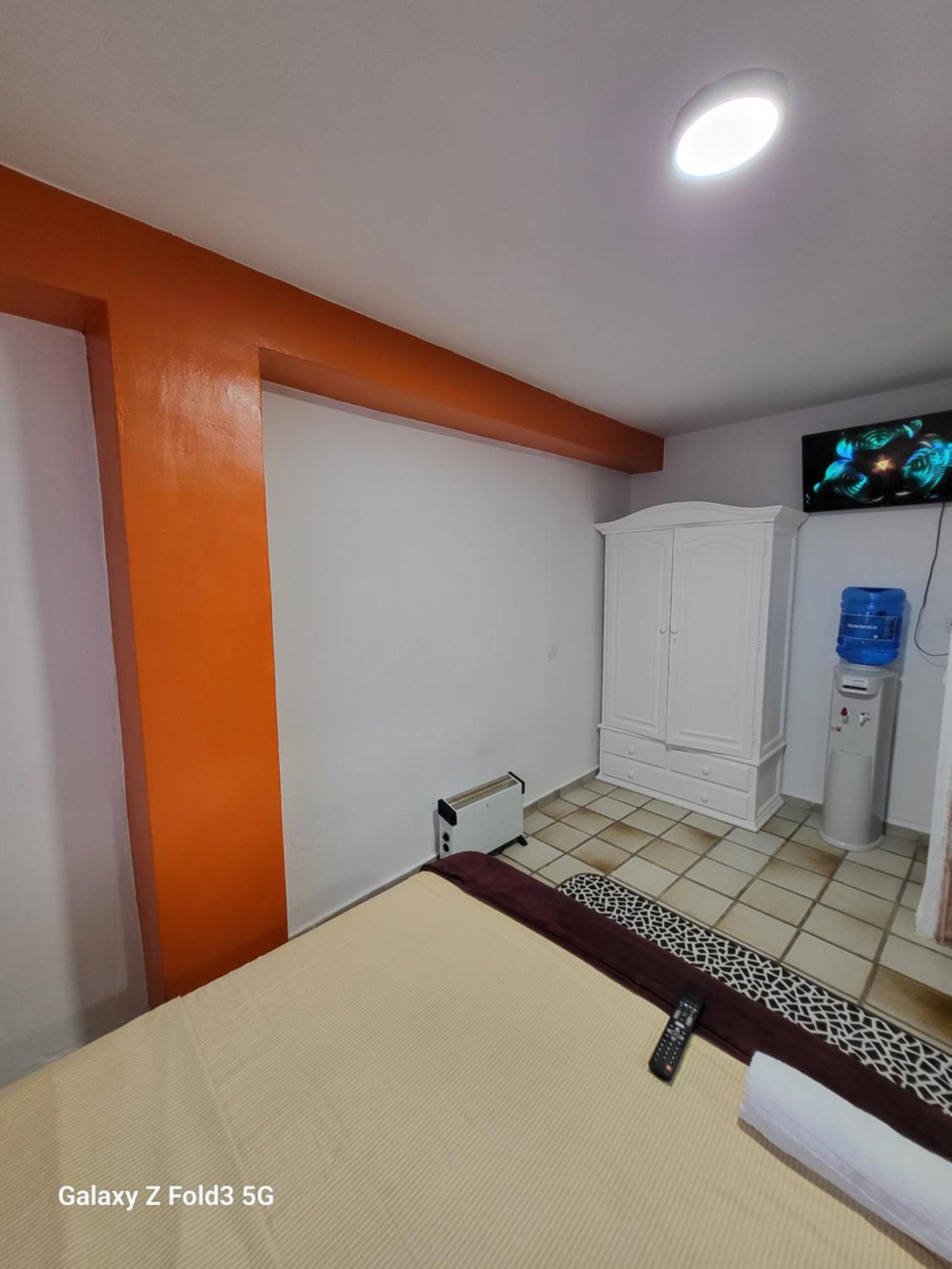 Habitacion Muy Centrica. 그라나다 외부 사진